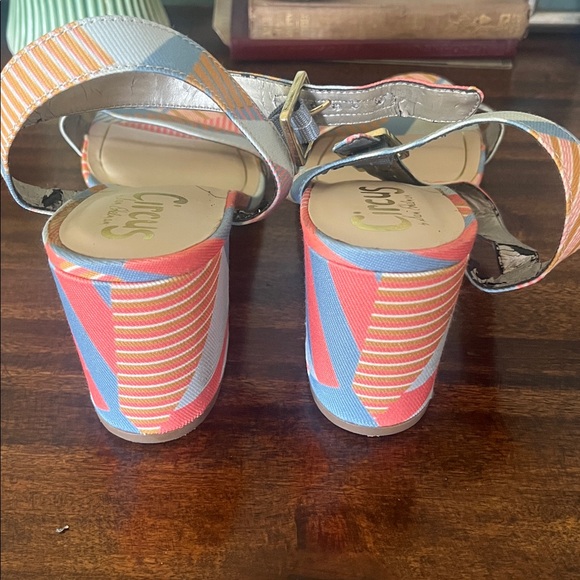 Circus by Sam Edelman Multicolor Geometric Heels - Picture 2 of 7